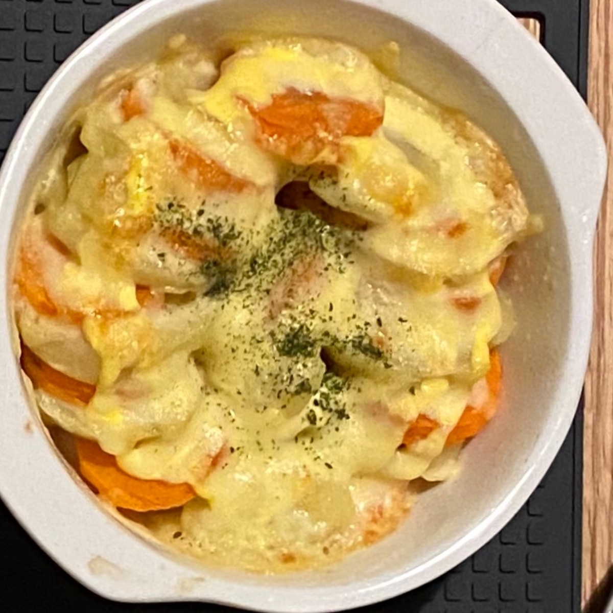 じゃがいもとにんじんのチーズ焼き レシピ 作り方 By Iinu 楽天レシピ じゃがいもとにんじんのチーズ焼き レシピ 作り方 By Iinu 楽天レシピ